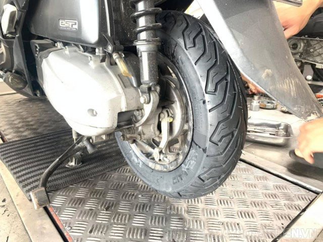 Bao Lâu Nên Thay Lốp Xe Máy