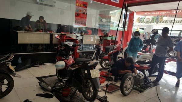 Tiến Trinh Motor sửa xe máy SYM giá rẻ